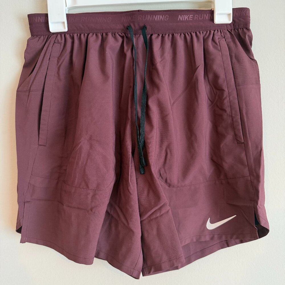 Nike DM4759-652 Men's Small Stride Dri-FIT 7" 2-in-1 Running Shorts Burgundy